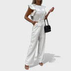 Andrea - Mono Elegante y Confortable