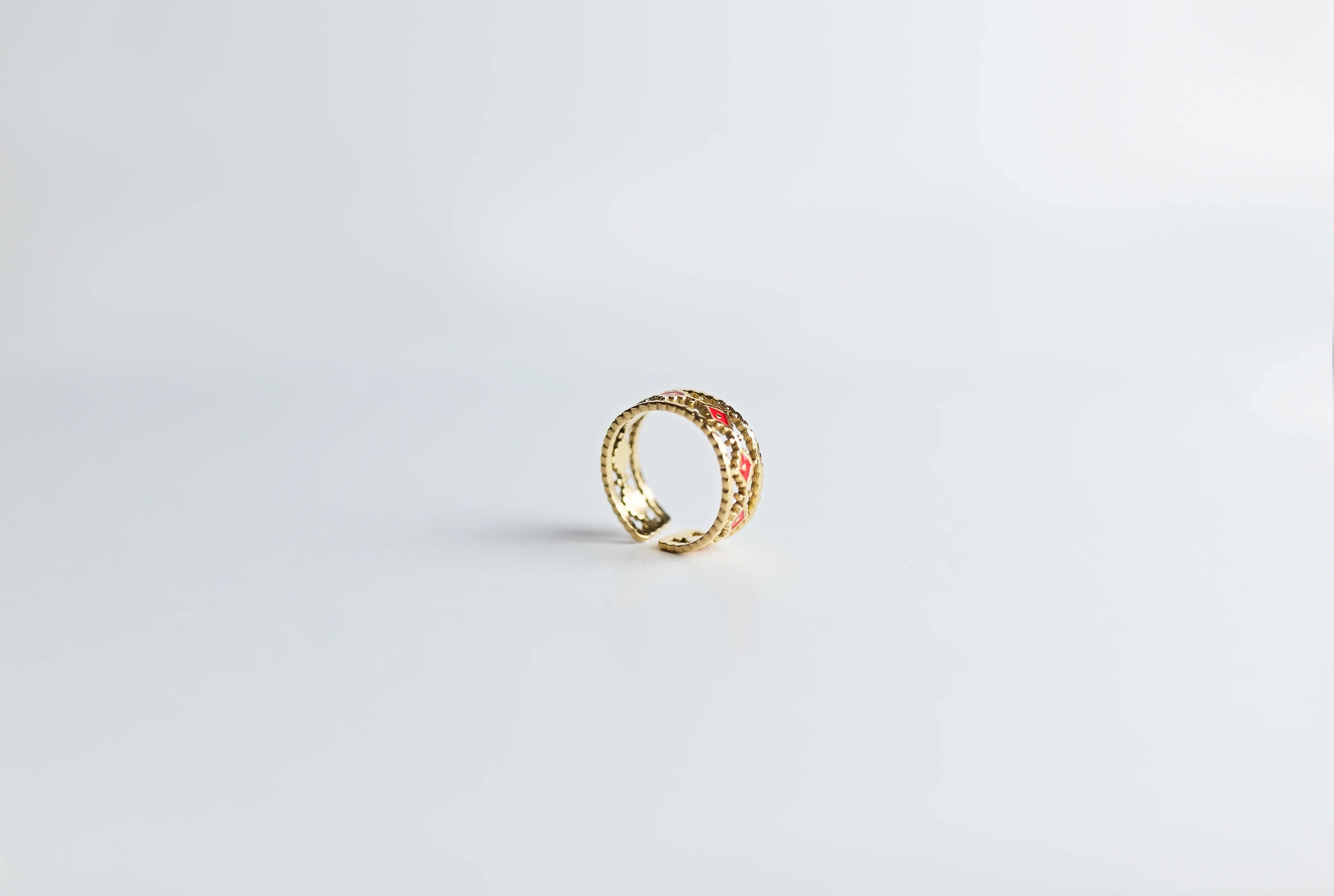 Anillo Ajustable "Rombos Esmaltados" en Acero Inoxidable 316L y Esmalte Rojo